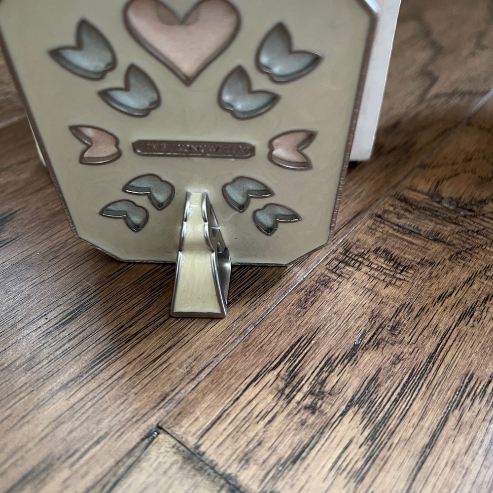 JAY STRONGWATER Duchess Heart Frame Cammy Crystal Pearl pristine condition. - Picture 10 of 13
